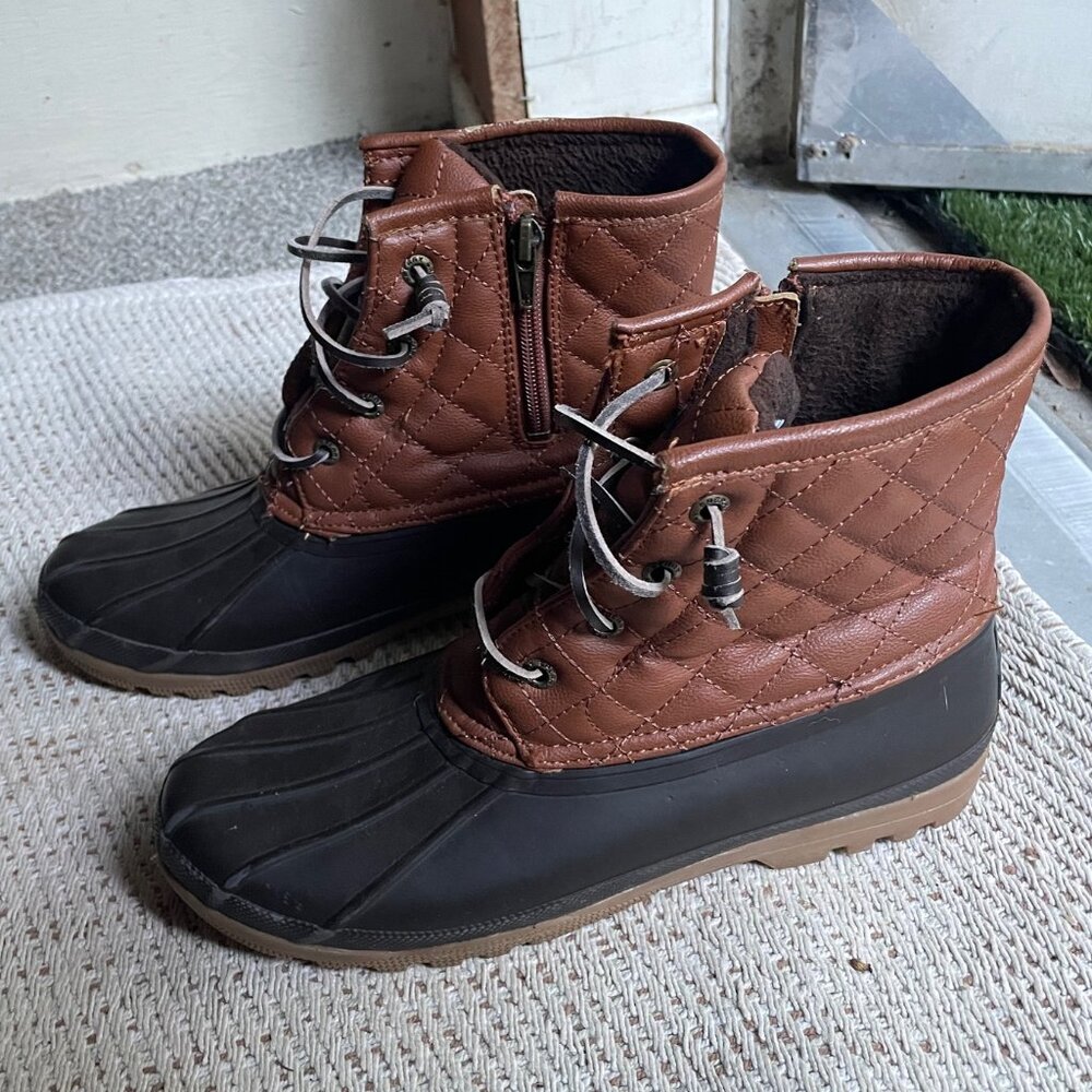 Sperry Duck Boot Size 9